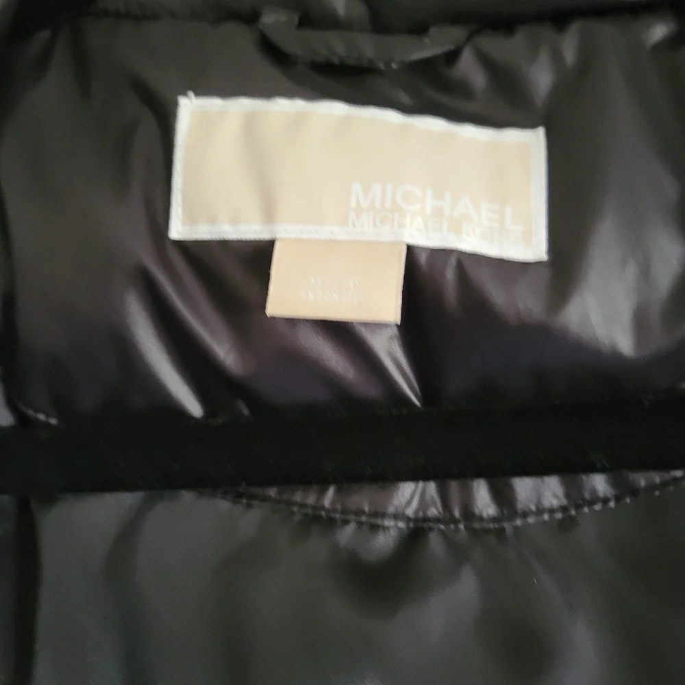 Puffer Vest - Picture 4 of 5
